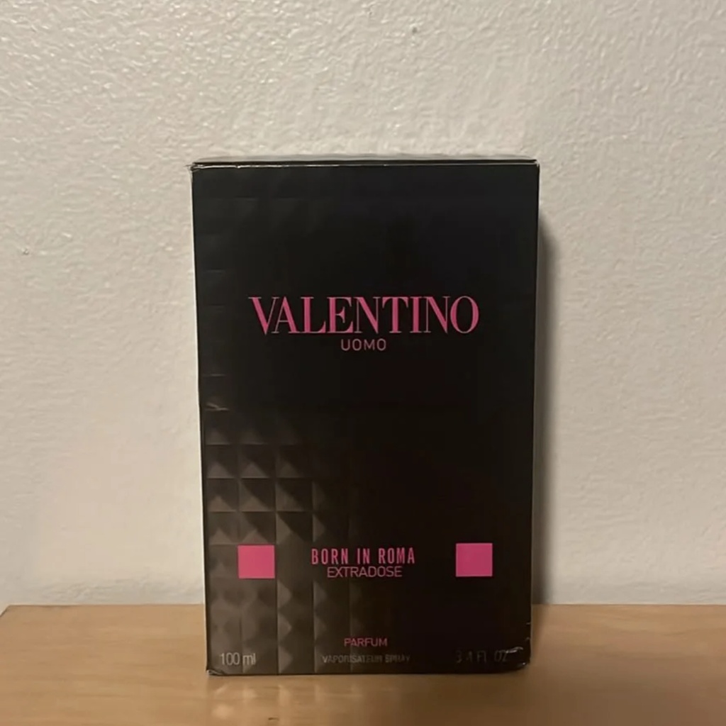 Valentino Born in Roma 1:1